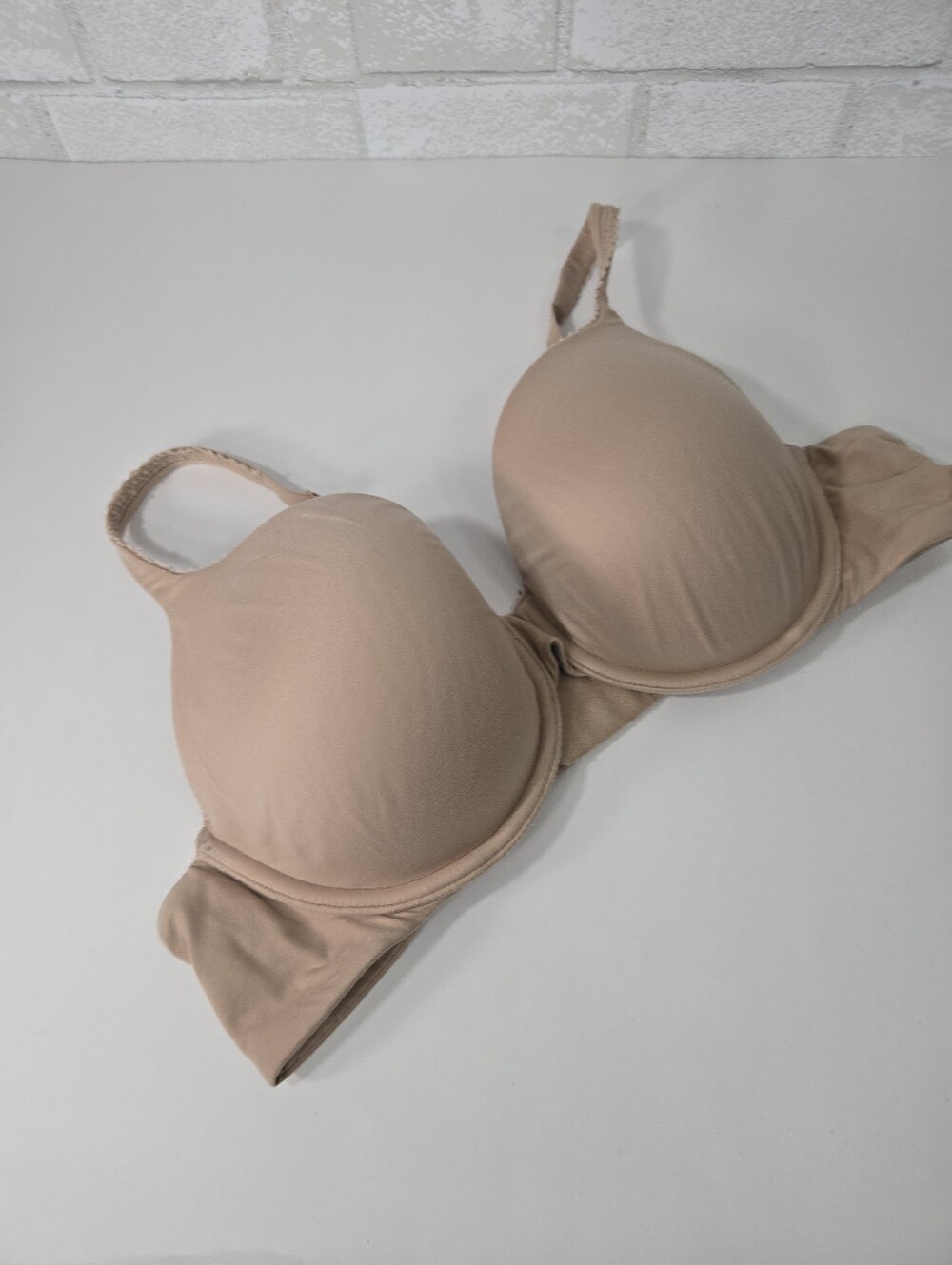 Victoria's Secret lined perfect coverage bra